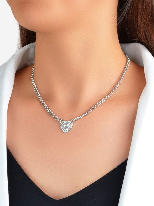 Collier avec pendentif cœur en strass sur chaîne en argent texturé